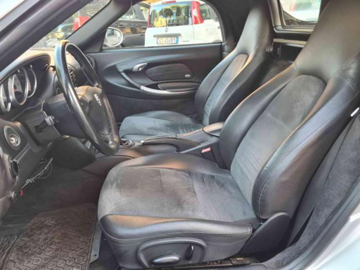 Porsche Boxster 3.2i 24V cat S (8)