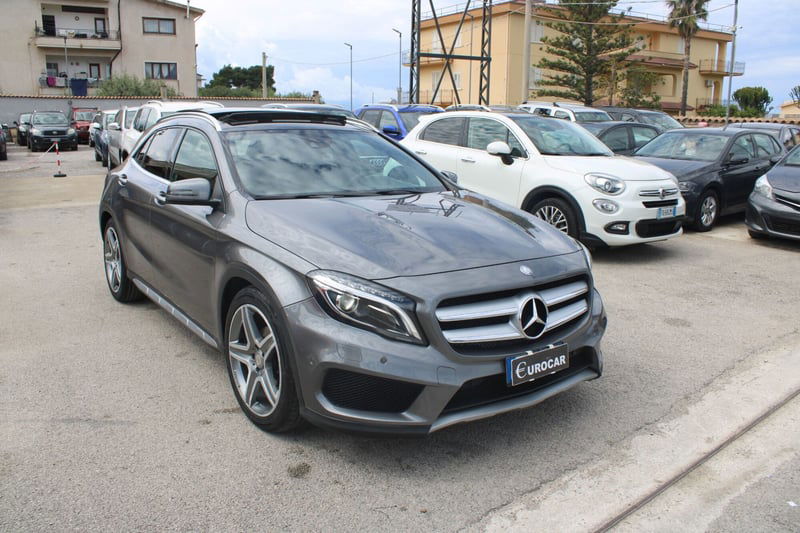 Mercedes-Benz GLA SUV 200 CDI Automatic Premium