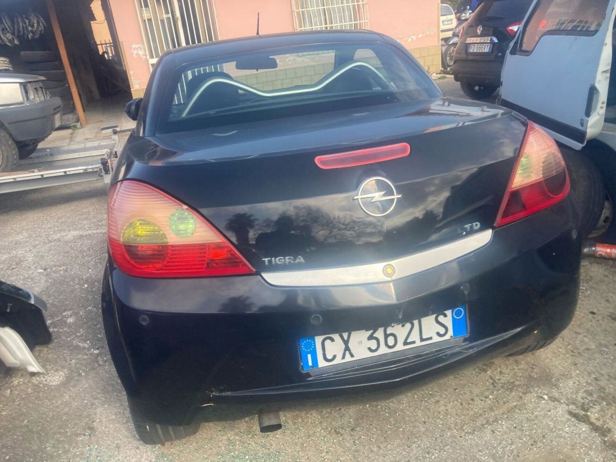Opel Tigra TwinTop 1.3 CDTI First Edition (5)