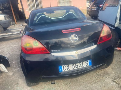 Opel Tigra TwinTop 1.3 CDTI First Edition (5)