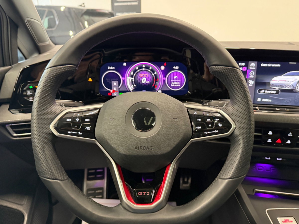 Volkswagen Golf 2.0 TSI GTI DSG (16)