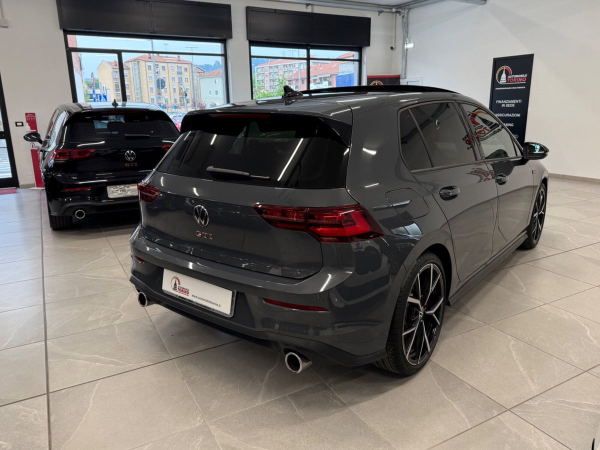 Volkswagen Golf 2.0 TSI GTI DSG (4)