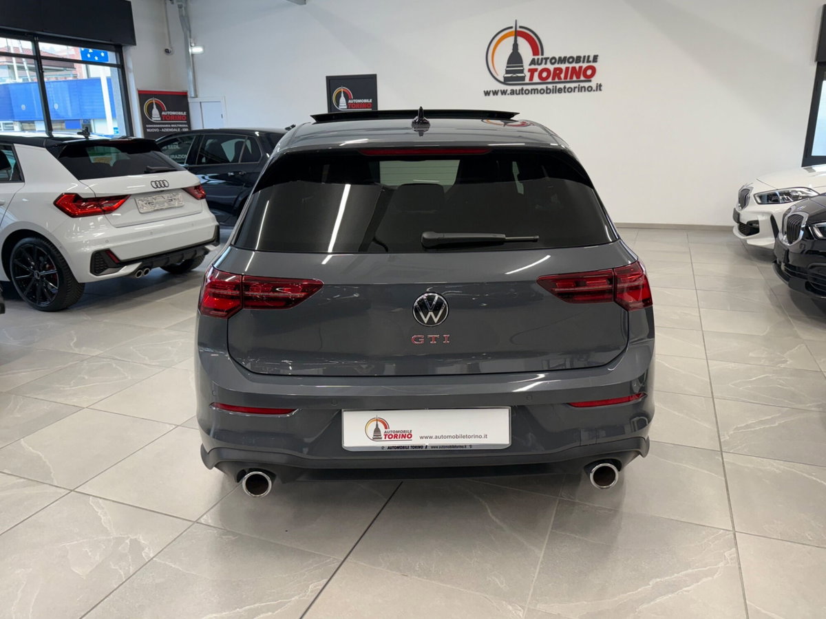 Volkswagen Golf 2.0 TSI GTI DSG (5)