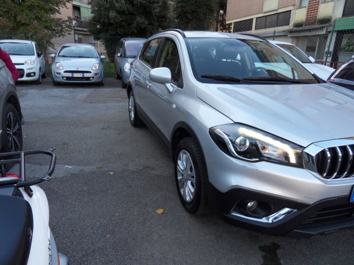 Suzuki S-Cross 1.4 Hybrid Easy (4)