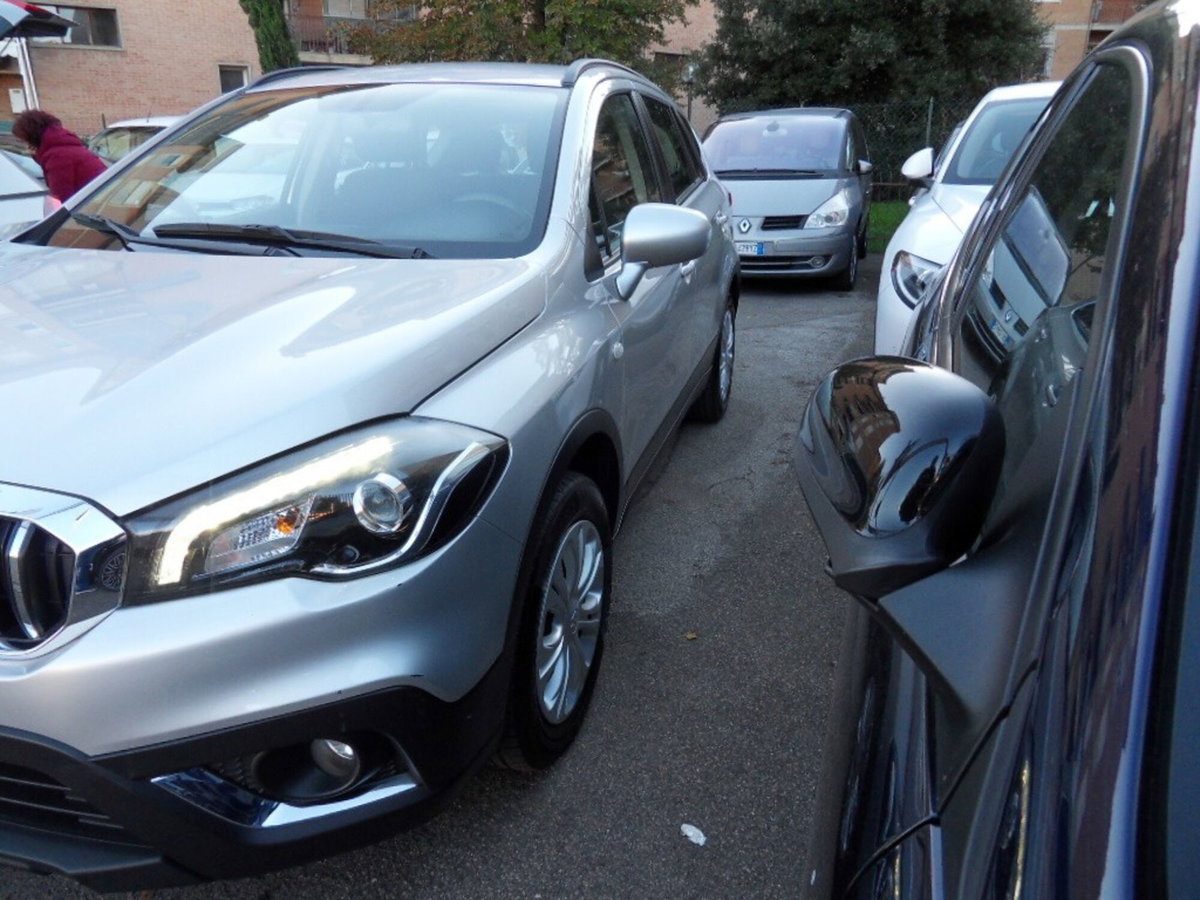Suzuki S-Cross 1.4 Hybrid Easy (3)
