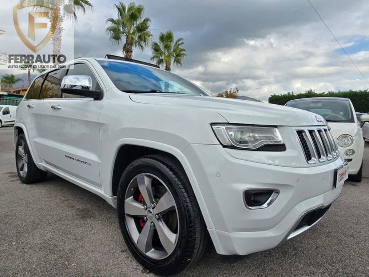 Jeep Grand Cherokee 3.0 V6 CRD 250 CV MJT II Summit Platinum Ed. (13)