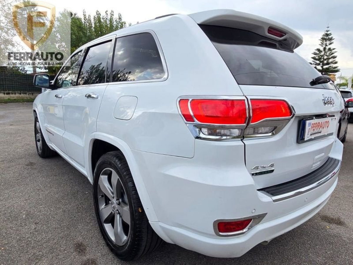 Jeep Grand Cherokee 3.0 V6 CRD 250 CV MJT II Summit Platinum Ed. (2)
