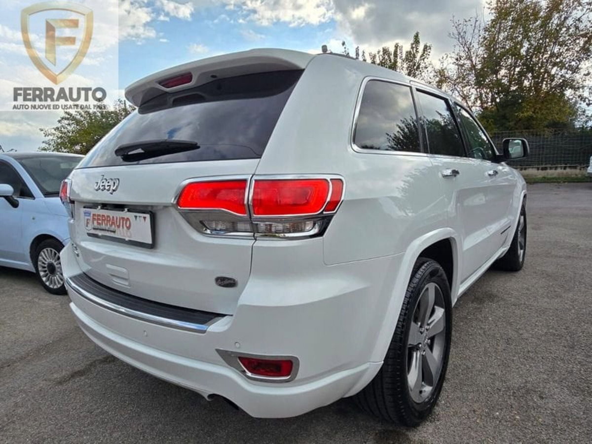 Jeep Grand Cherokee 3.0 V6 CRD 250 CV MJT II Summit Platinum Ed. (3)