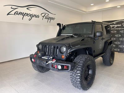 Jeep Wrangler Unlimited 2.8 CRD DPF Sahara Auto usata