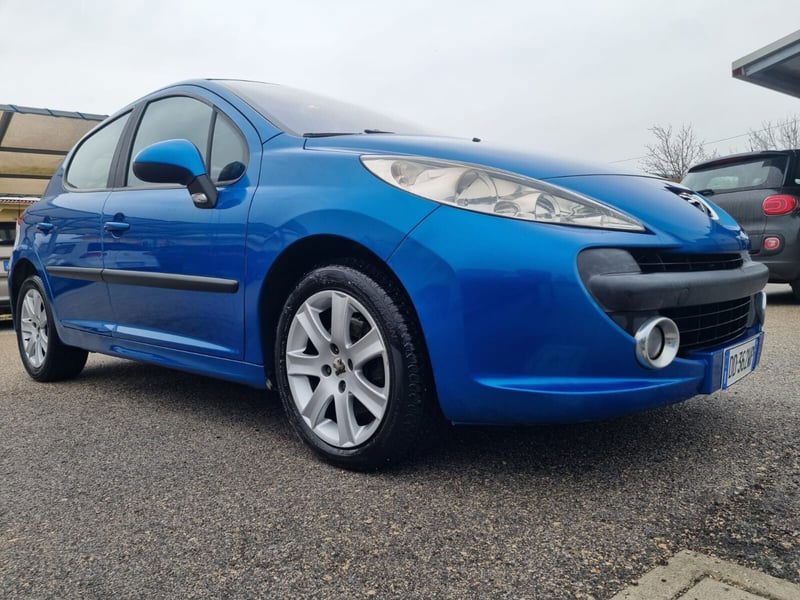 Peugeot 207 HDi 90CV 5p. XS