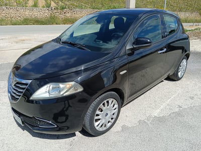 Lancia Ypsilon 1.2 69 CV 5 porte Platinum usata