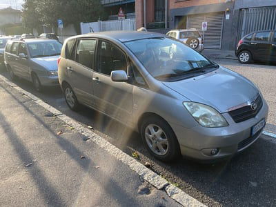 Toyota Corolla Verso 1.6 16V usata