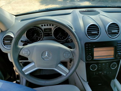 Mercedes-Benz Classe ML 320 CDI (12)