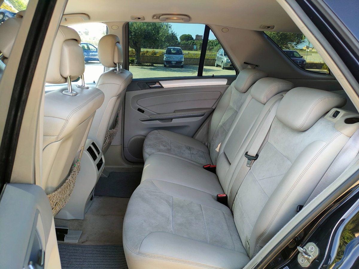 Mercedes-Benz Classe ML 320 CDI (13)