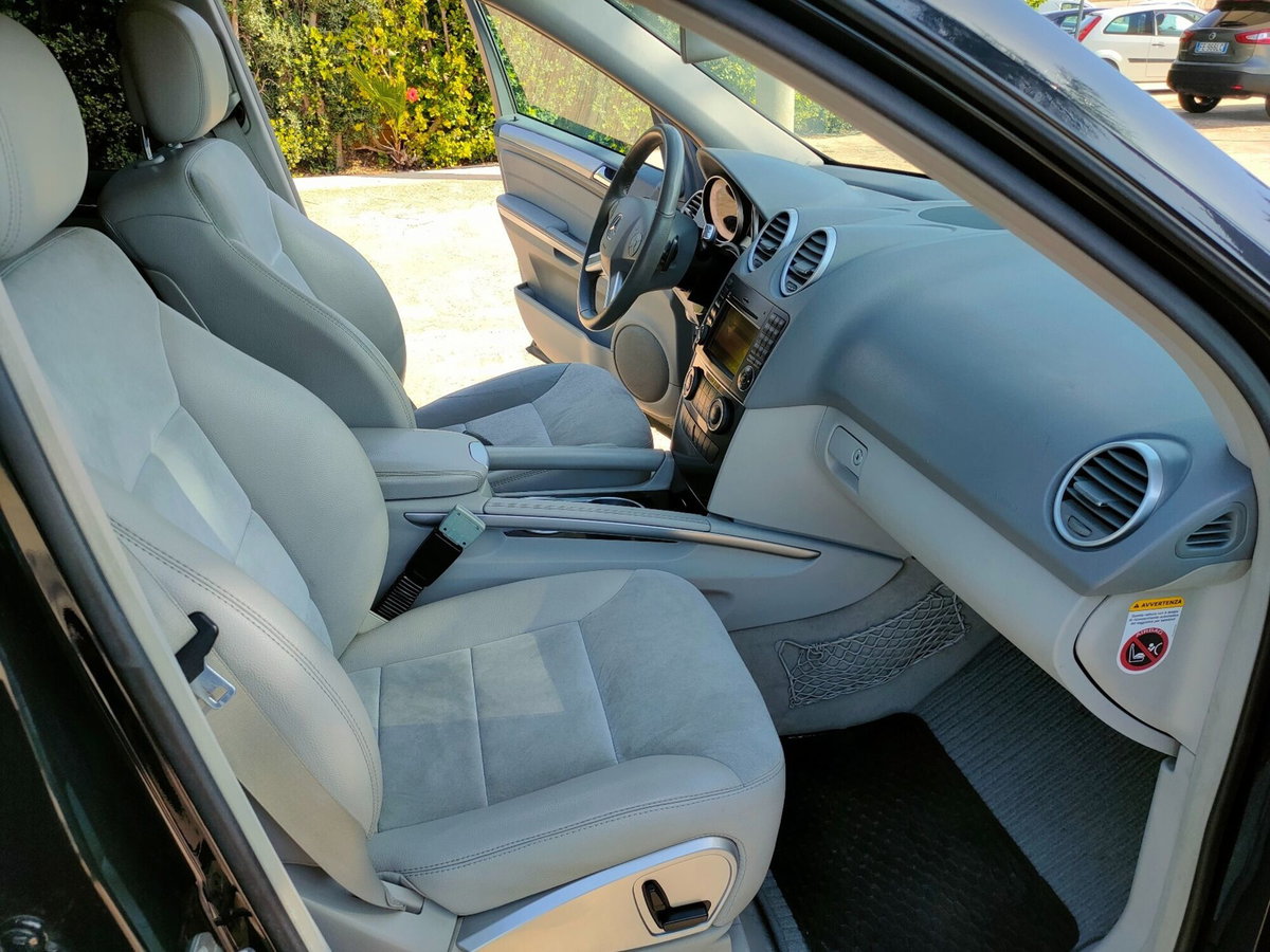 Mercedes-Benz Classe ML 320 CDI (14)