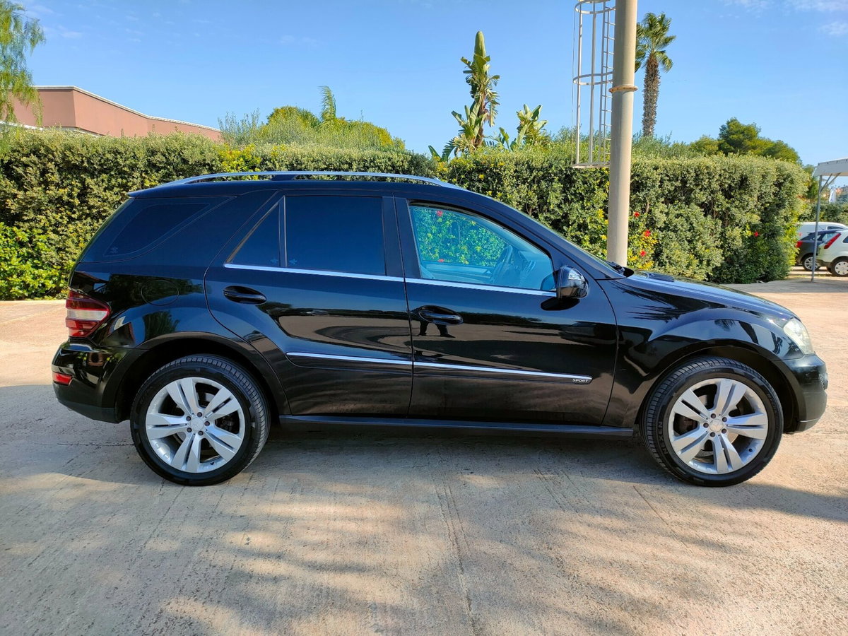 Mercedes-Benz Classe ML 320 CDI (5)