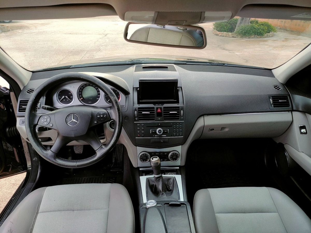 Mercedes-Benz Classe C 220 CDI Elegance (12)