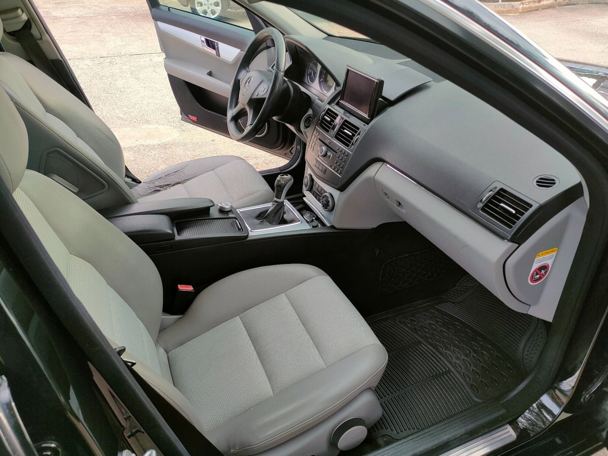 Mercedes-Benz Classe C 220 CDI Elegance (13)