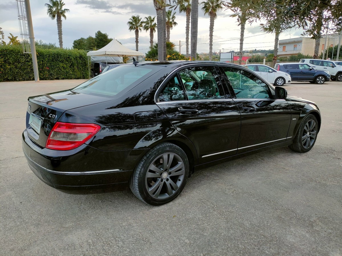 Mercedes-Benz Classe C 220 CDI Elegance (5)