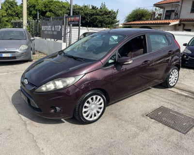 Ford Fiesta 1.4 5 porte Bz.- GPL Titanium usata
