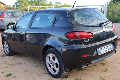 Alfa Romeo 147 1.9 JTD (120) 5 porte Moving usata