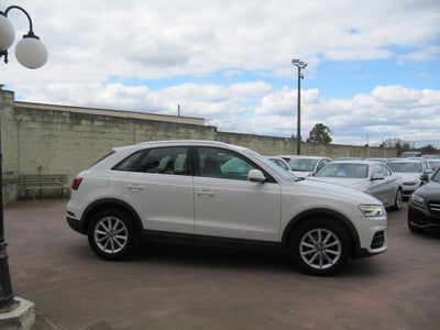 Audi Q3 2.0 TDI 120 CV Business usata