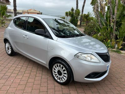 Lancia Ypsilon 1.2 69 CV 5 porte Platinum usata