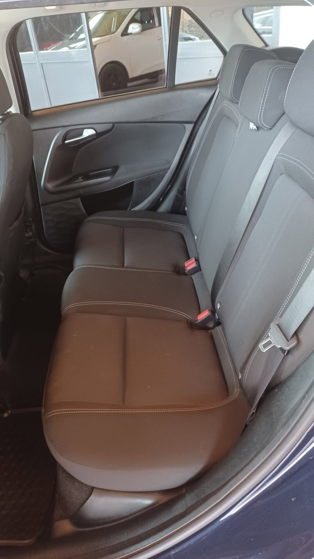 Fiat Tipo Station Wagon Tipo 1.3 Mjt S&S SW Lounge (12)