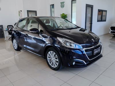 Peugeot 208 82 5 porte Active usata