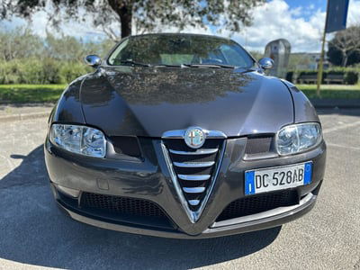 Alfa Romeo GT 1.9 MJT 16V Luxury usata