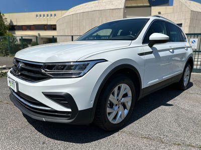 Volkswagen Tiguan 2.0 TDI 150 CV SCR DSG 4MOTION Life usata
