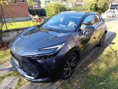 Toyota Toyota C-HR 1.8 hv Lounge Hero fwd e-cvt usata