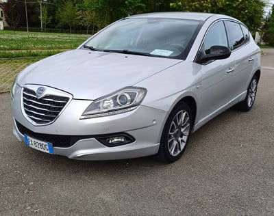 Lancia Delta 1.6 MJT DPF 105 CV Gold usata