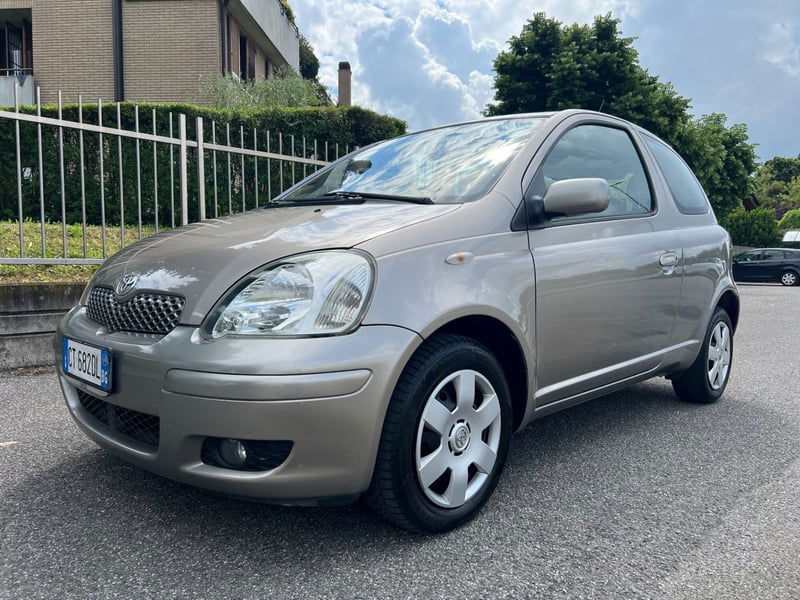 Toyota Yaris 16V cat 3 porte