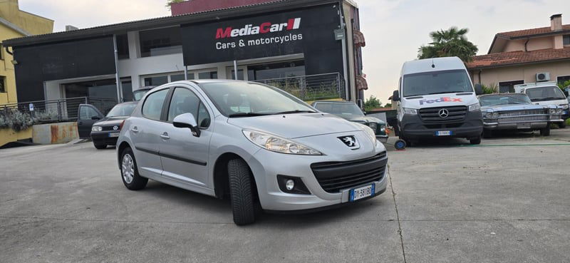 Peugeot 207 8V 75CV 5p. X Line