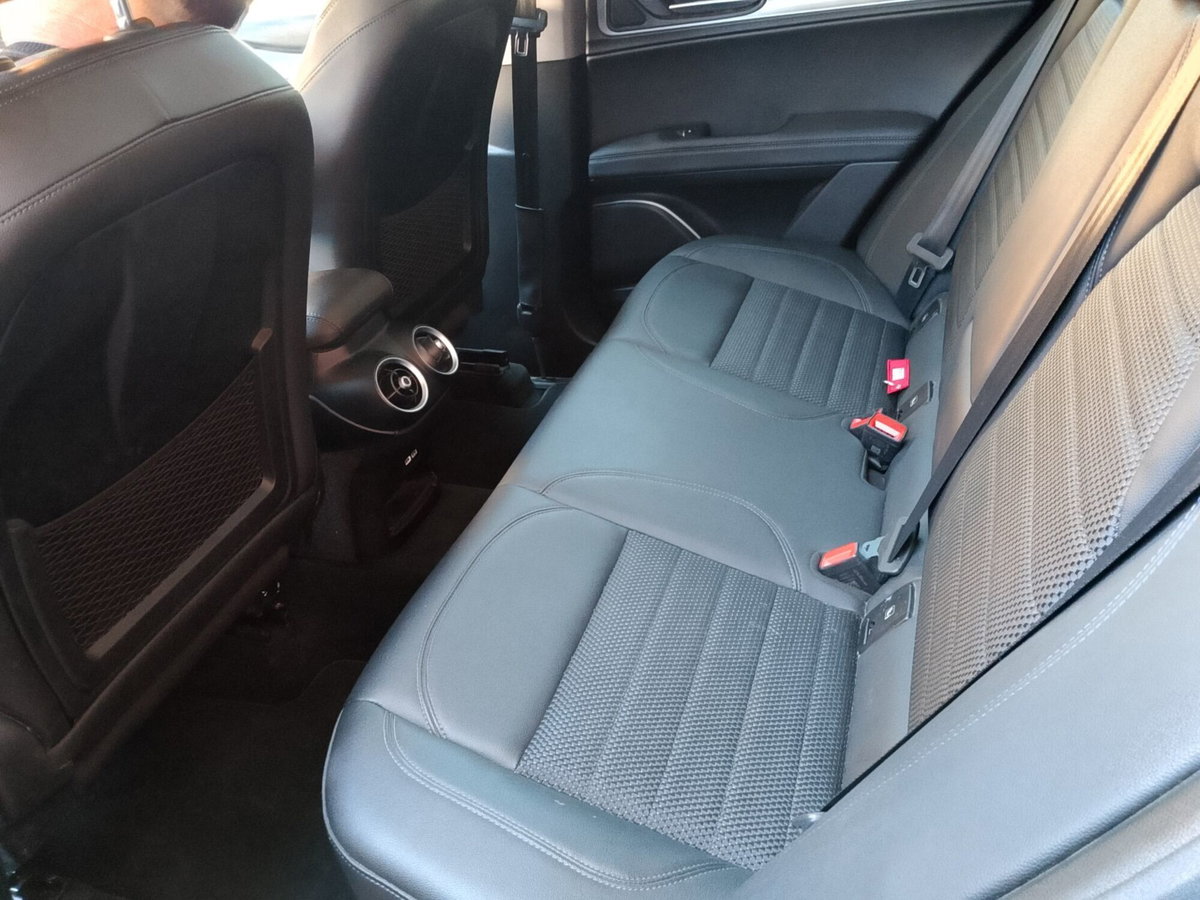 Alfa Romeo Stelvio Stelvio 2.2 Turbodiesel 190 CV AT8 Q4 Sprint (7)