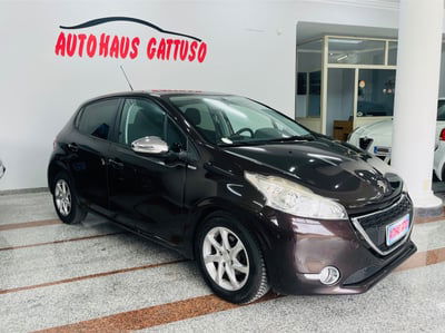 Peugeot 208 e-HDi 92 CV Stop&Start 5 porte Allure usata