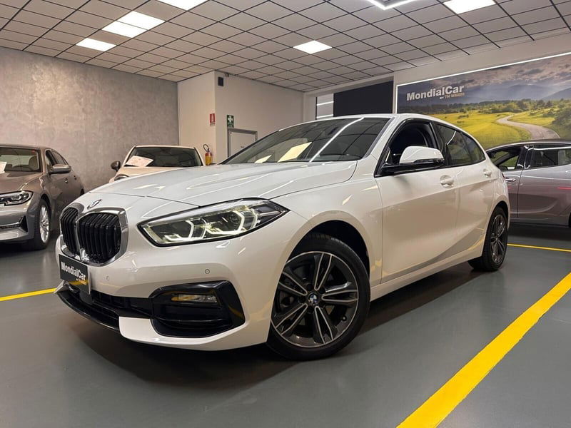 BMW Serie 1 116d 2.0 116CV cat 5 porte Attiva DPF