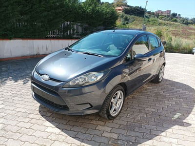 Ford Fiesta 1.4 TDCi 5p. Ambiente usata