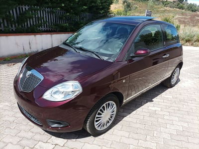 Lancia Ypsilon 1.3 MJT 90 CV Oro Bianco usata