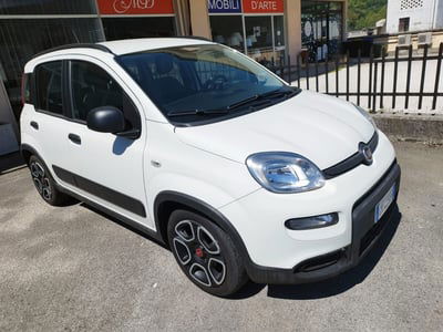 Fiat Panda 1.0 FireFly S&S Hybrid City Life usata