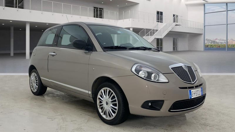 Lancia Ypsilon 1.2 69 CV Argento