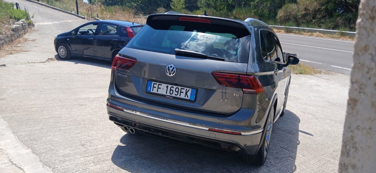 Volkswagen Tiguan 2.0 TDI 190 CV SCR DSG 4MOTION Executive BMT (12)