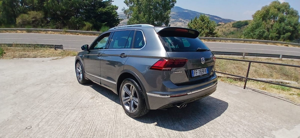 Volkswagen Tiguan 2.0 TDI 190 CV SCR DSG 4MOTION Executive BMT (13)