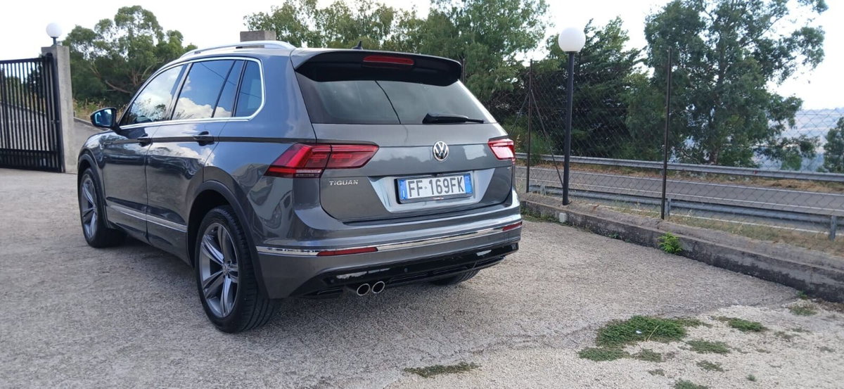 Volkswagen Tiguan 2.0 TDI 190 CV SCR DSG 4MOTION Executive BMT (4)