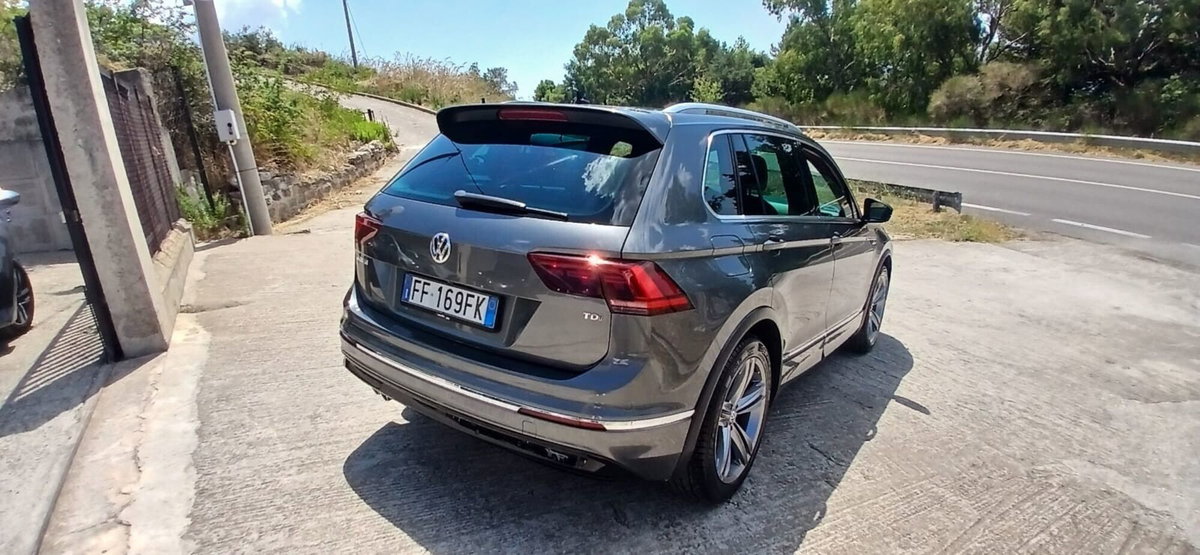 Volkswagen Tiguan 2.0 TDI 190 CV SCR DSG 4MOTION Executive BMT (7)