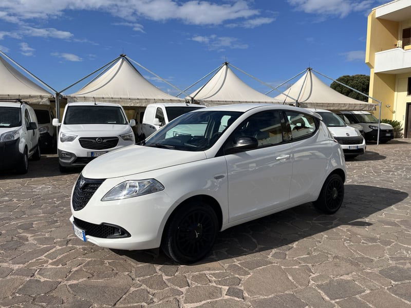 Lancia Ypsilon 1.2 69 CV 5 porte GPL Ecochic Elefantino