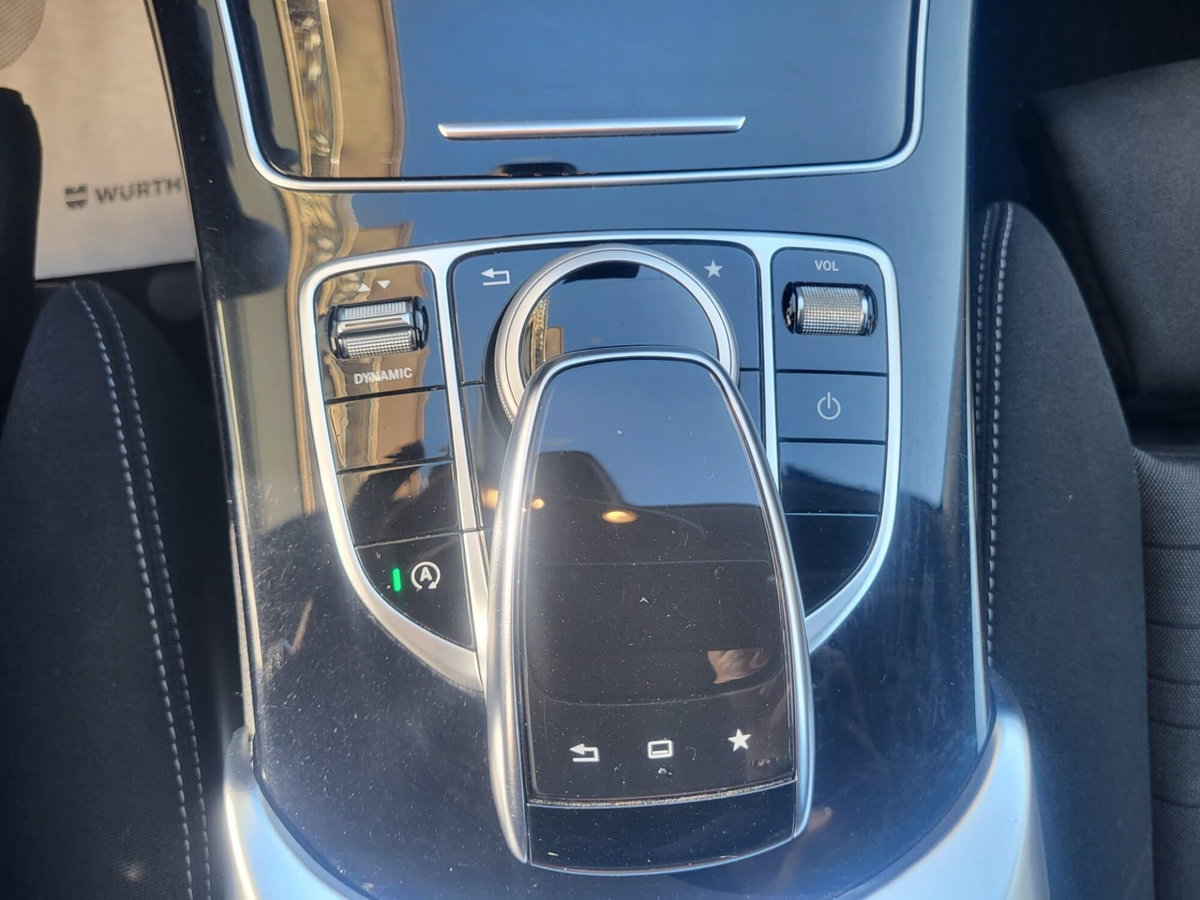 Mercedes-Benz Classe C Station Wagon 180 d Auto Sport Plus (19)