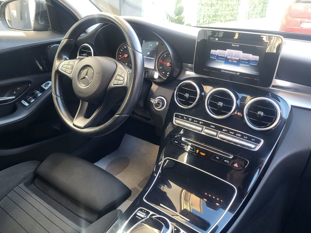 Mercedes-Benz Classe C Station Wagon 180 d Auto Sport Plus (9)