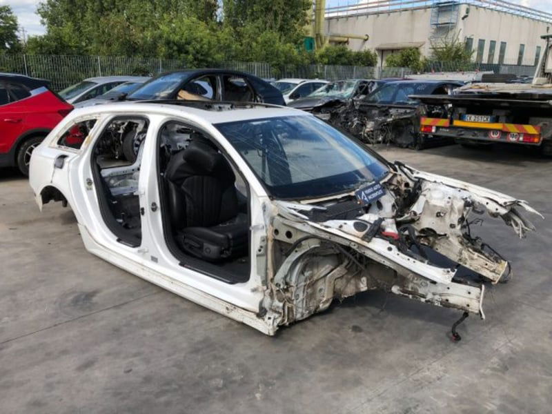 Audi A6 Avant 3.0 TDI quattro S tronic Business Plus